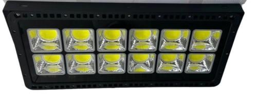 كشاف مربع 600 واط LED