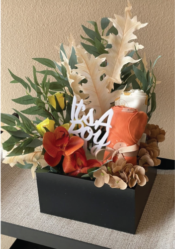 فازة ورد مربع لكل المناسبات