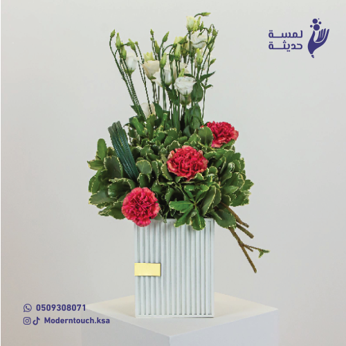 فازة خشبية - ابيض