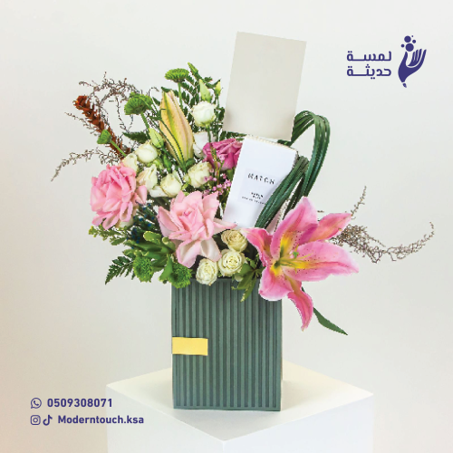 فازة خشبية - زيتي
