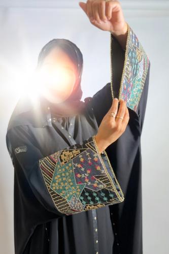 عباية حنان