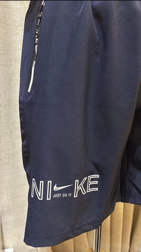 بكج هدية رجالي نايك باللون الابيض والكحلي