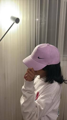 كاب نايك لون بنفسجي فاتح