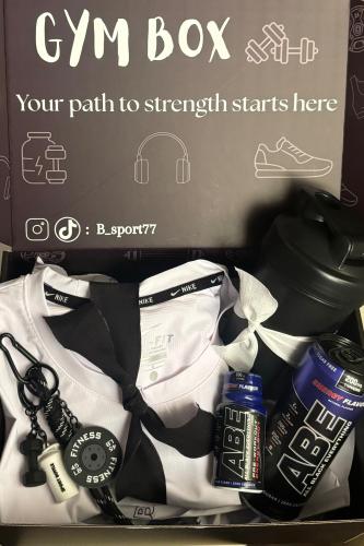 بكج هديه تيشيرت واكسسوارات