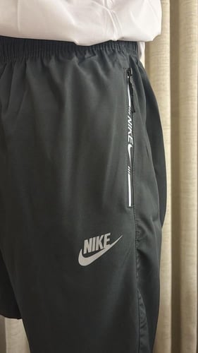 شورت رجالي نايك لون رمادي غامق