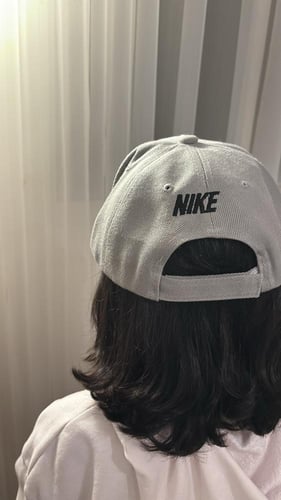 كاب نايك لون رمادي