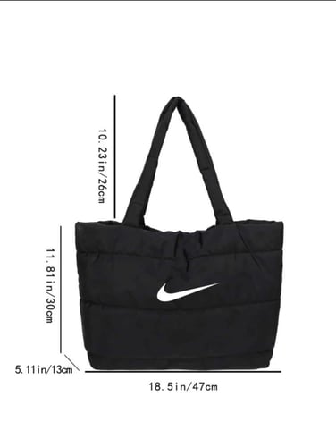 شنطة نايك للجيم باللون الأسود