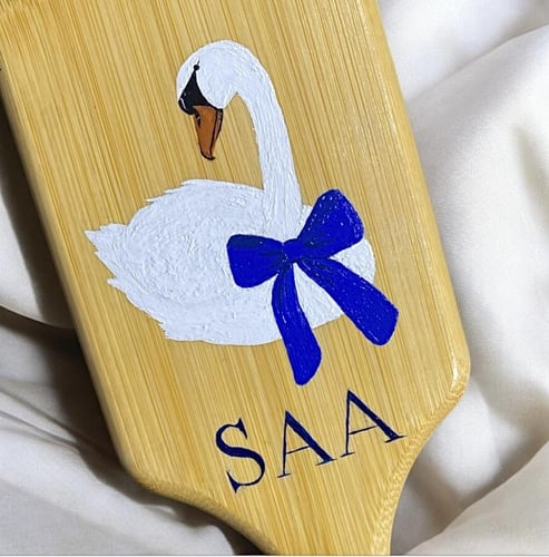 فرشاة البامبو برسمة بجعة (حسب الطلب) - costumized...