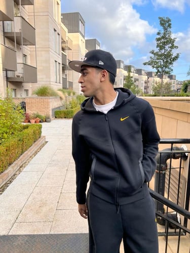 nike tech fleece nocta