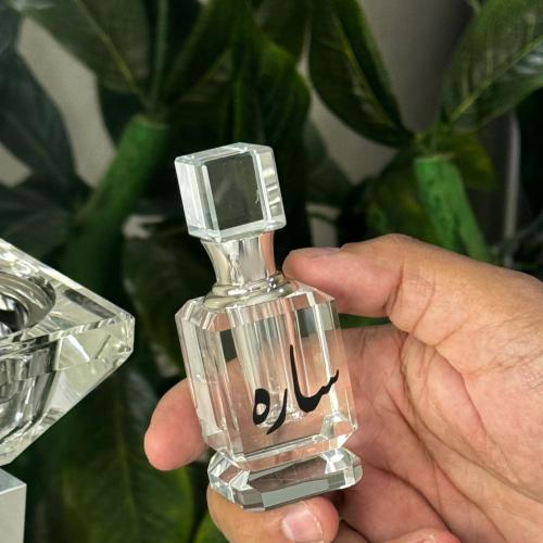 عبوة كريستال ملكيه مع اي نوع مسك من اختيار العميل