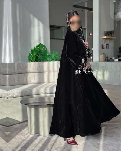 عباية مخمل تطريز