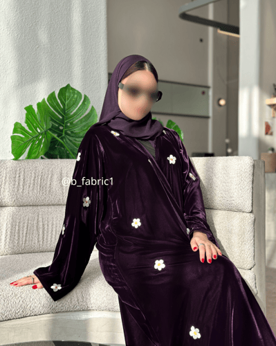 عباية مخمل بنفسجي