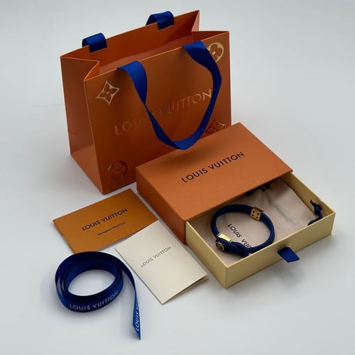 سوارة لويس فيتون جلد ازرق