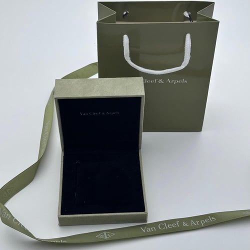 سوارة فانكليف ٥ وردات لؤلؤي