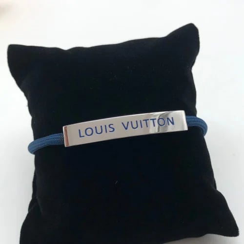 سوارة لويس فيتون قماش اسود