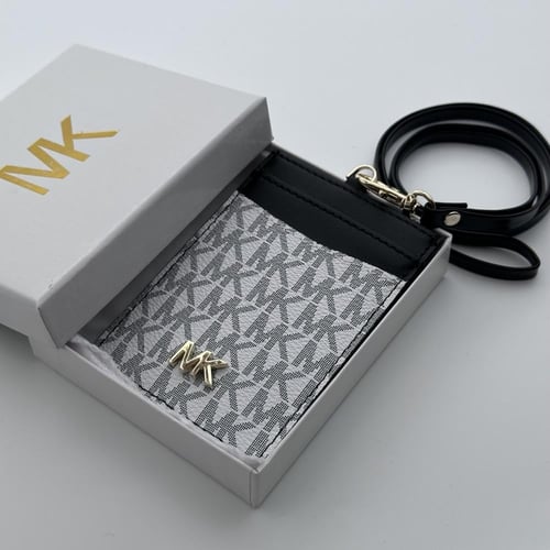 حامل بطاقات عمل مايكل كورس MK ابيض