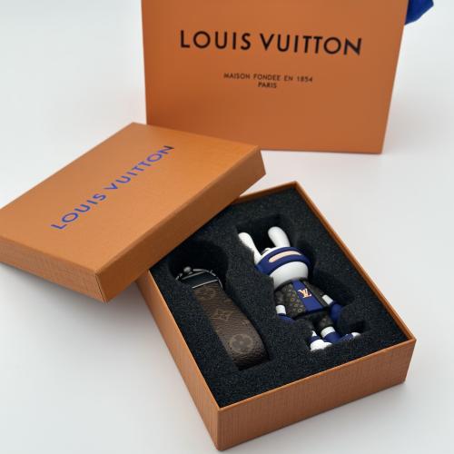 ميدالية لويس فيتون طقم كحلي