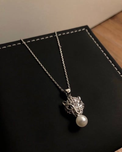 سلسال تايقر فضي