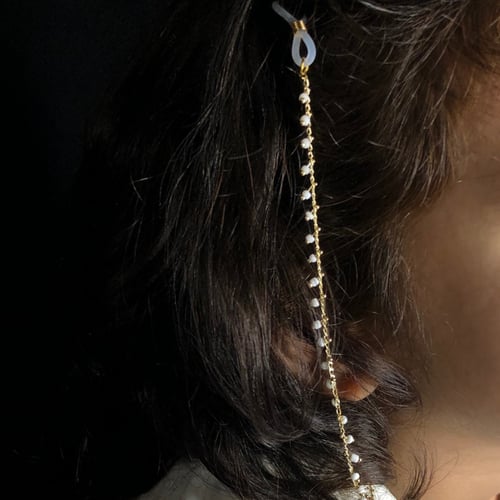 سلسال نظارات ذهبي