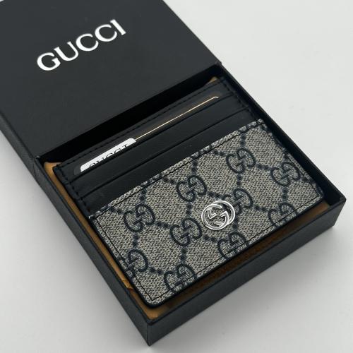 محفظة قوتشي كحلي صغير