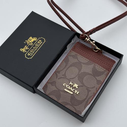 حامل بطاقات عمل كوتش بني