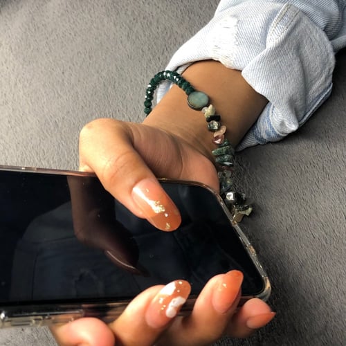 تعليقة جوال اخضر