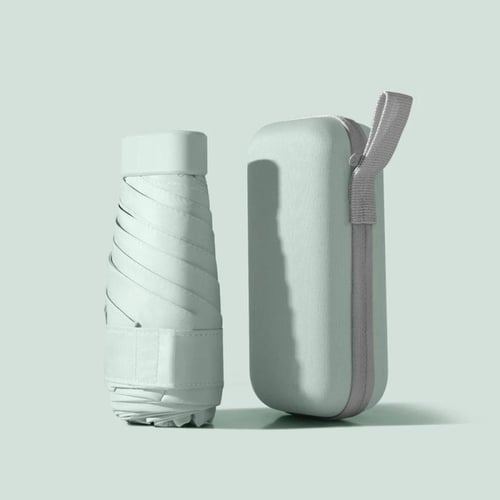 مظلة صغيرة محمولة