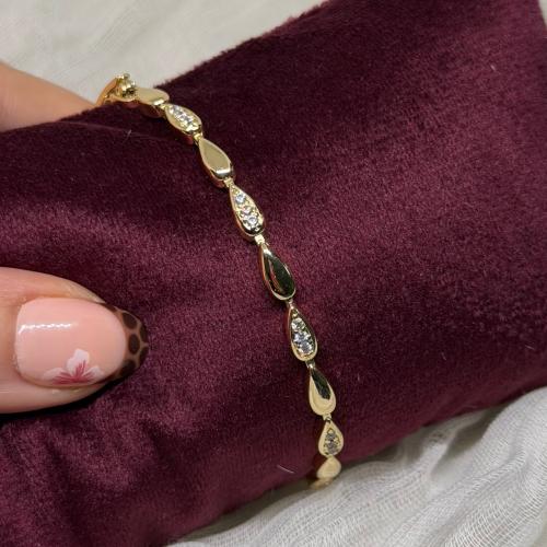 اسوارة ( stalnssteel)