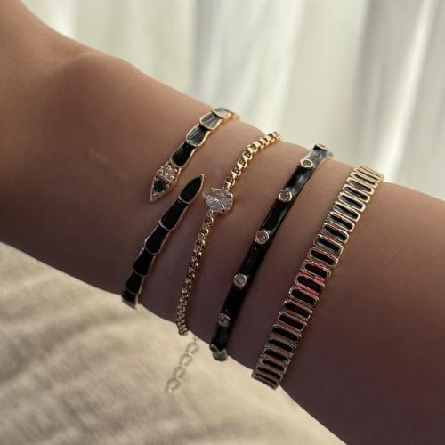 Black set