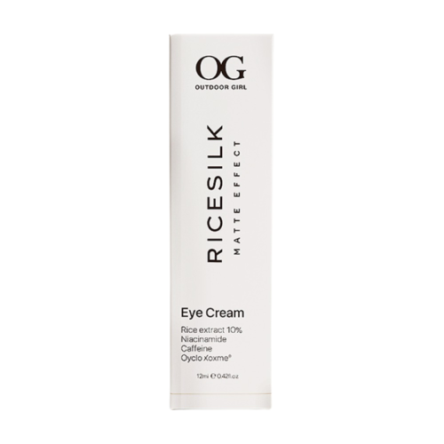 Antioxidant protector from outdoor girl