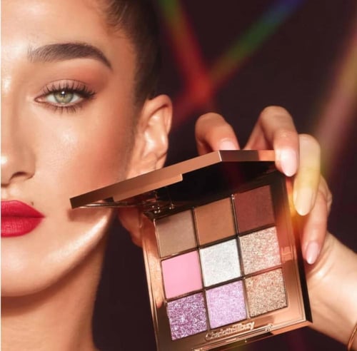 باليت شدو شارلوت تلبوري - LIMITED EDITION