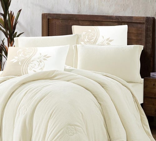 مفرش سرير شتوي جاكاراندا مخمل مزدوج 6 قطع لون سكري