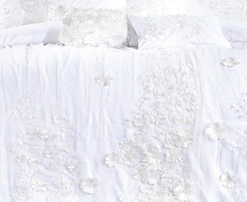 مفرش عرائس نيارة قطن 100% تطريز ورد ودانتيل 10 قطع...