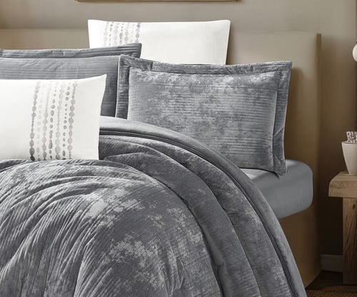 مفرش سرير روزماري شتوي مخمل مزدوج 6 قطع -رمادي غام...