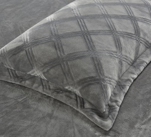 مفرش شتوي فلانيل محفور مربعات كانون مزدوج 7 قطع رم...