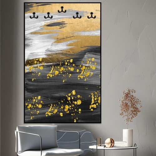 لوحة علاقة عبايات