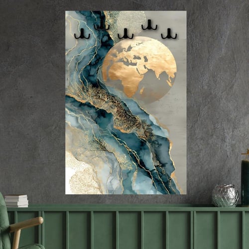 لوحة علاقة عبايات