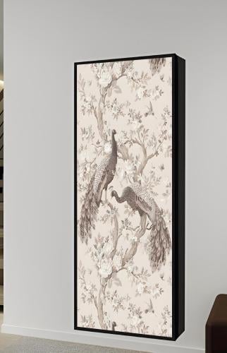 دولاب عبايات مبتكر مع باب للوحة جدارية