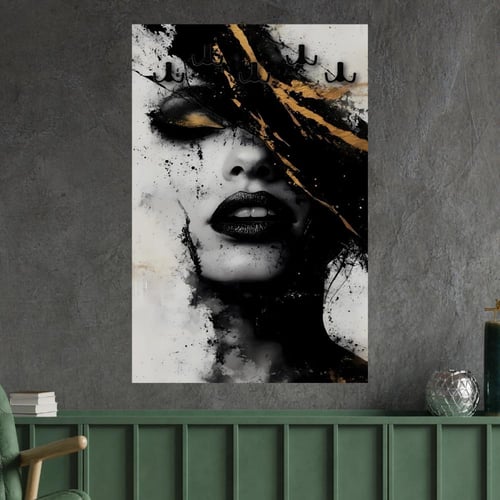 لوحة علاقة عبايات