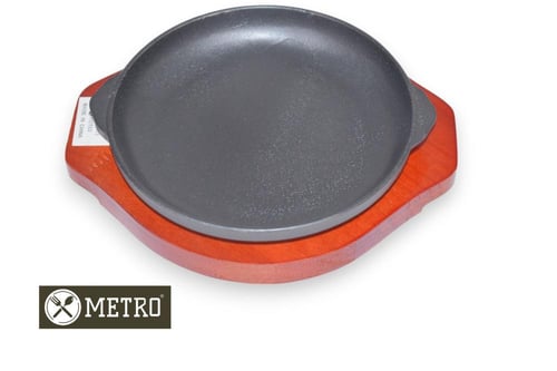 طاجن حديد مدور بيدين 18 سم