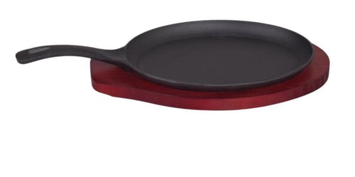 طاجن حديد بيضاوي بيد 25*18.5 سم