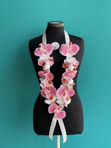 عقد تخرج ورد صناعي