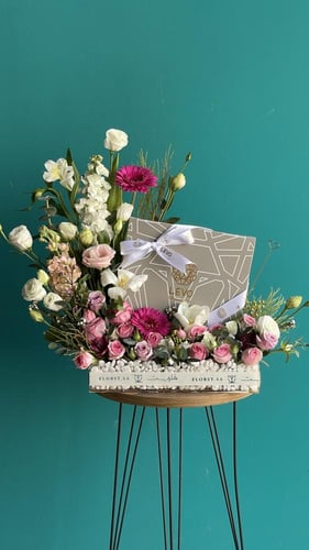 صينية شوكلت ليفو مع وورد 20 قطعه