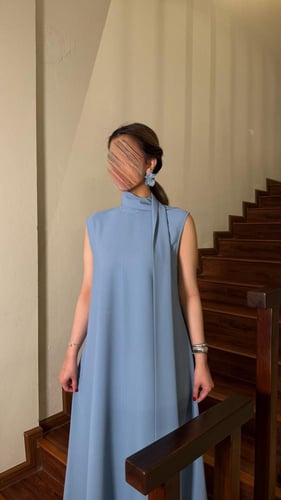 فستان ميدي كريب اسباني بهدب كريستال بألوان الباستي...