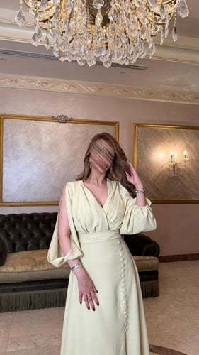 فستان ميدي كريب اسباني بحزام من الخصر