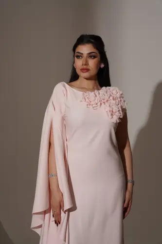 فستان الورد ماكسي طويل كريب اسباني بورد من الكتف و...