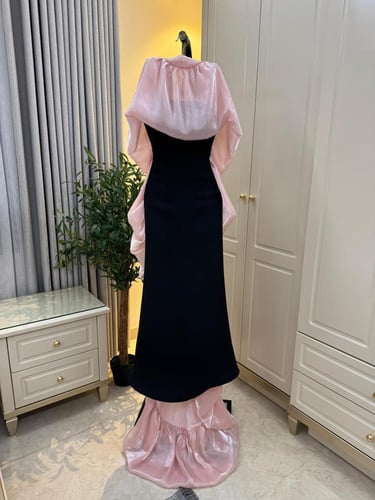 فستان العنود