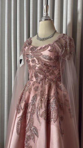 فستان ميرال