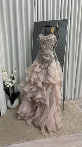 فستان ايثارا