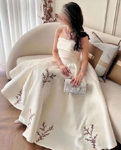 فستان ميمي ابيض